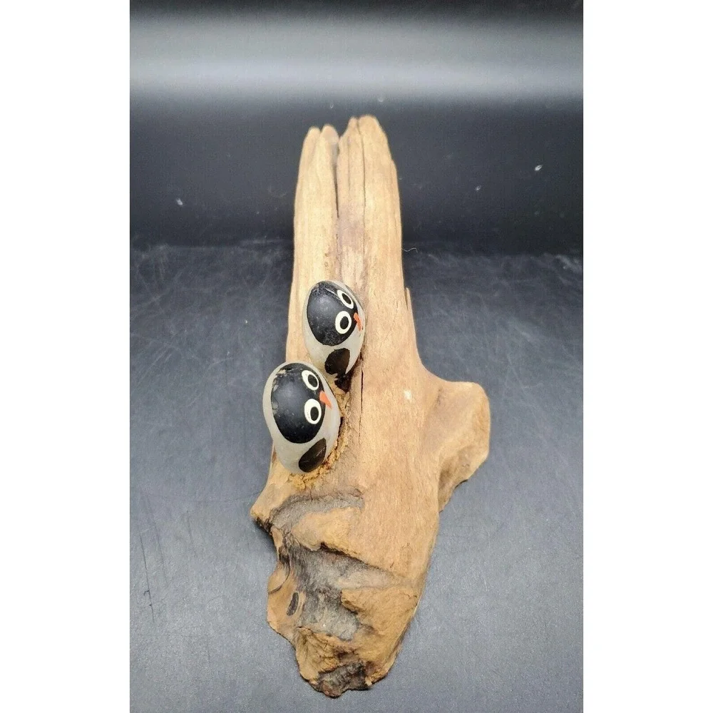 Handmade Whimsical Driftwood Folk Art Stone Penguin Bird Nautical Shorebird 7.5